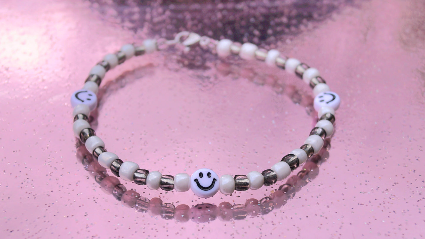 Basic Smilies Anklet