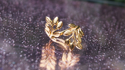 Chunky Geometric Gold Leaf Ring