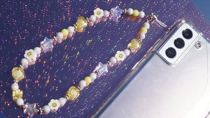 Daisy Phone Charm